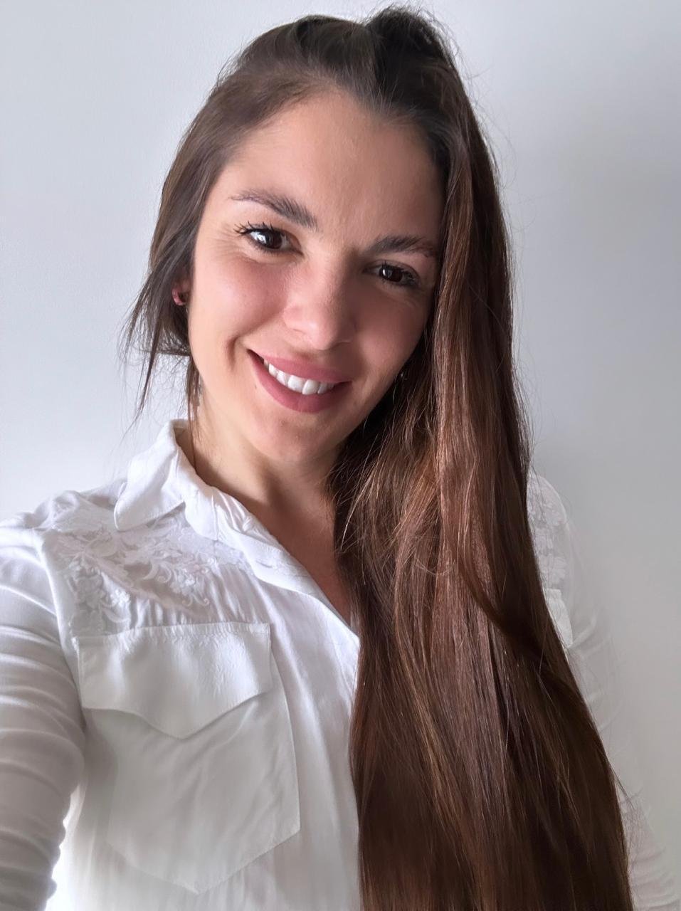 Profile photo of agent Natali Mandaradoni