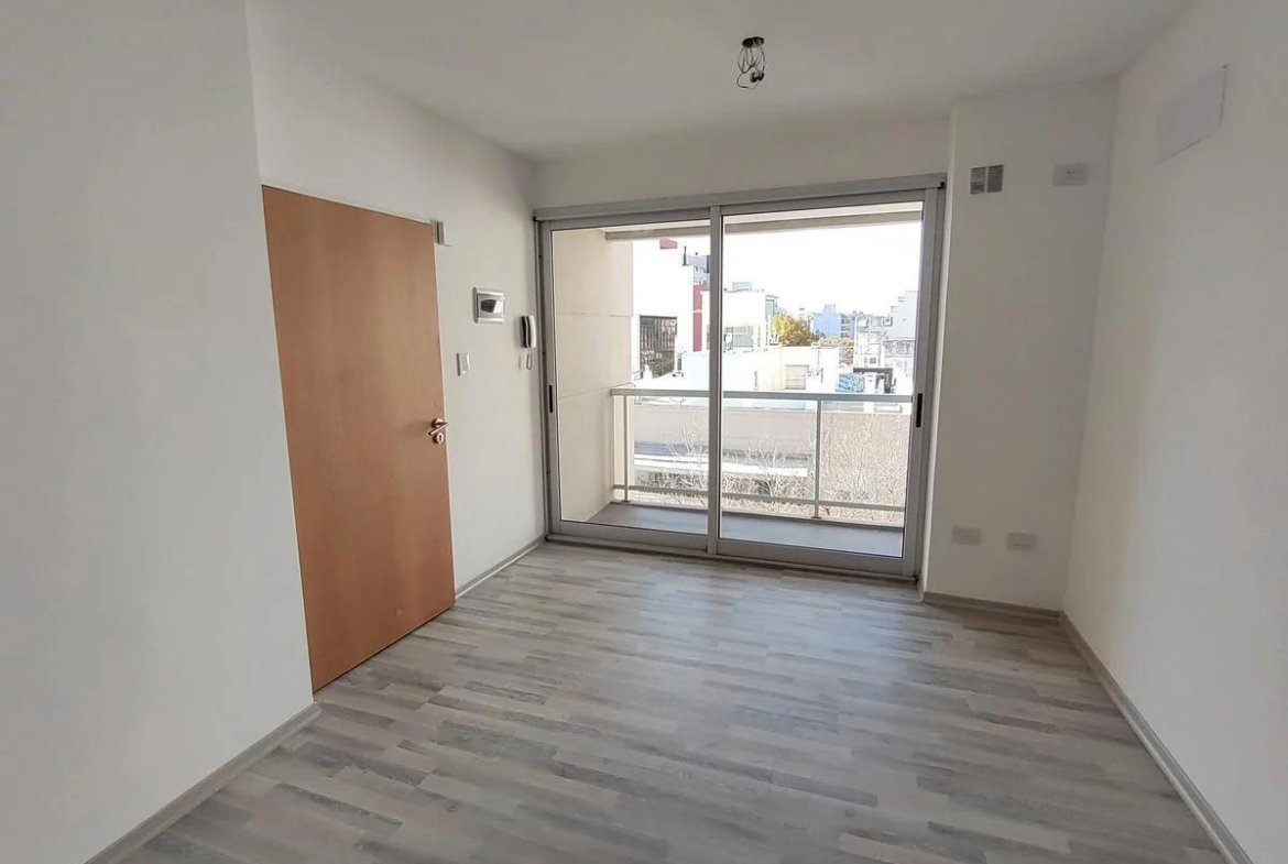VENTA – LINIERS – DEPARTAMENTO – SEMI PISO – DOS AMBIENTES – A ESTRENAR – LINIERS