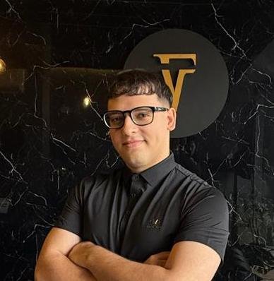 Profile photo of agent Tomas Ledesma