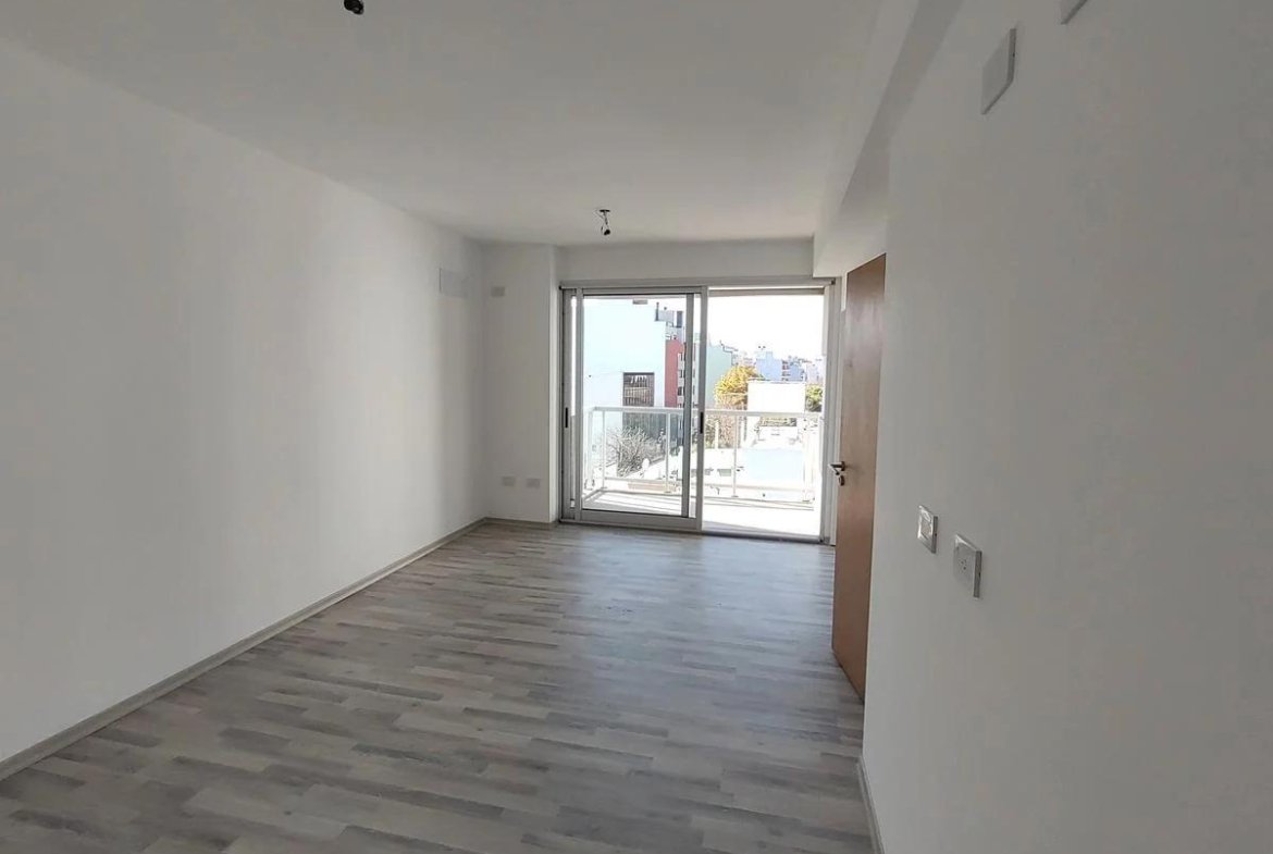 VENTA – LINIERS – DEPARTAMENTO – TRES AMBIENTES – A ESTRENAR – LINIERS