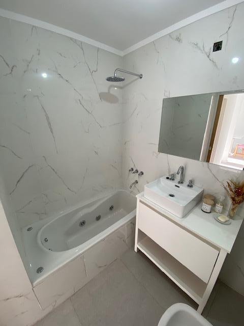 Villa Luro – Departamento semi piso dos ambientes en venta – Categoria – A estrenar