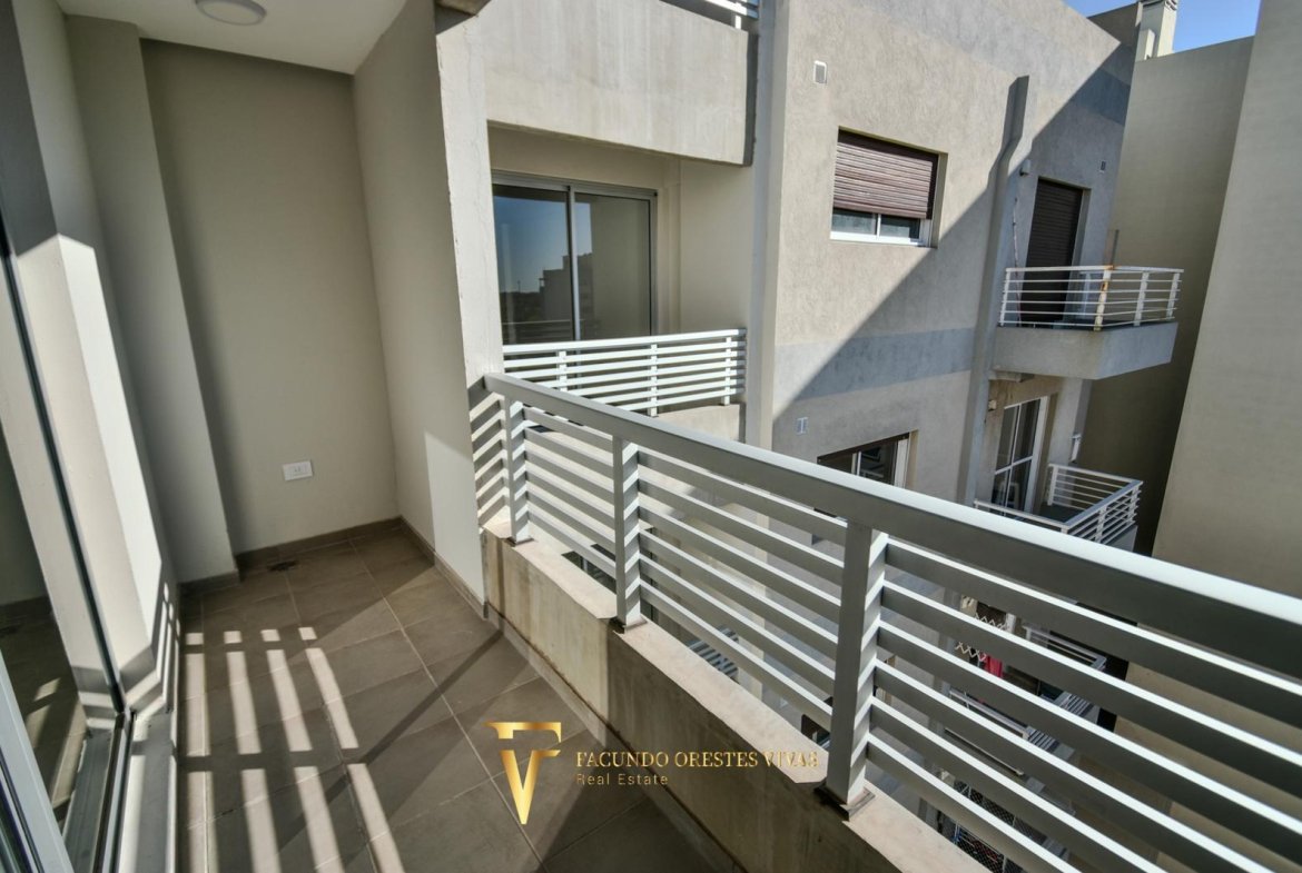 VENTA – DEPARTAMENTO – DOS AMBIENTES – BALCÓN – A ESTRENAR – LINIERS