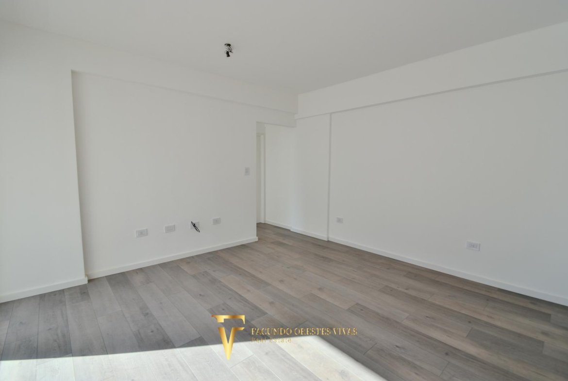 VENTA – DEPARTAMENTO – DOS AMBIENTES – BALCÓN – A ESTRENAR – LINIERS