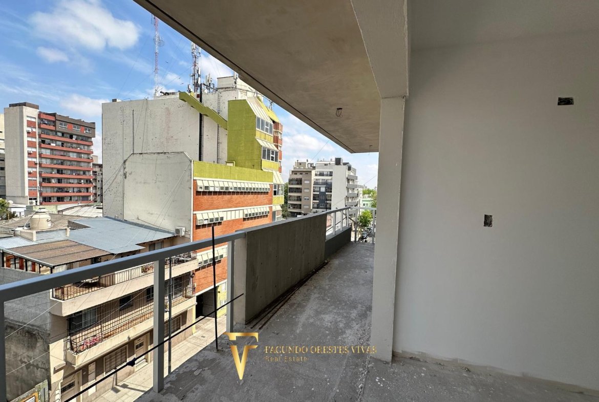 VENTA – DEPARTAMENTO – TRES AMBIENTES – BALCÓN – A ESTRENAR – LINIERS