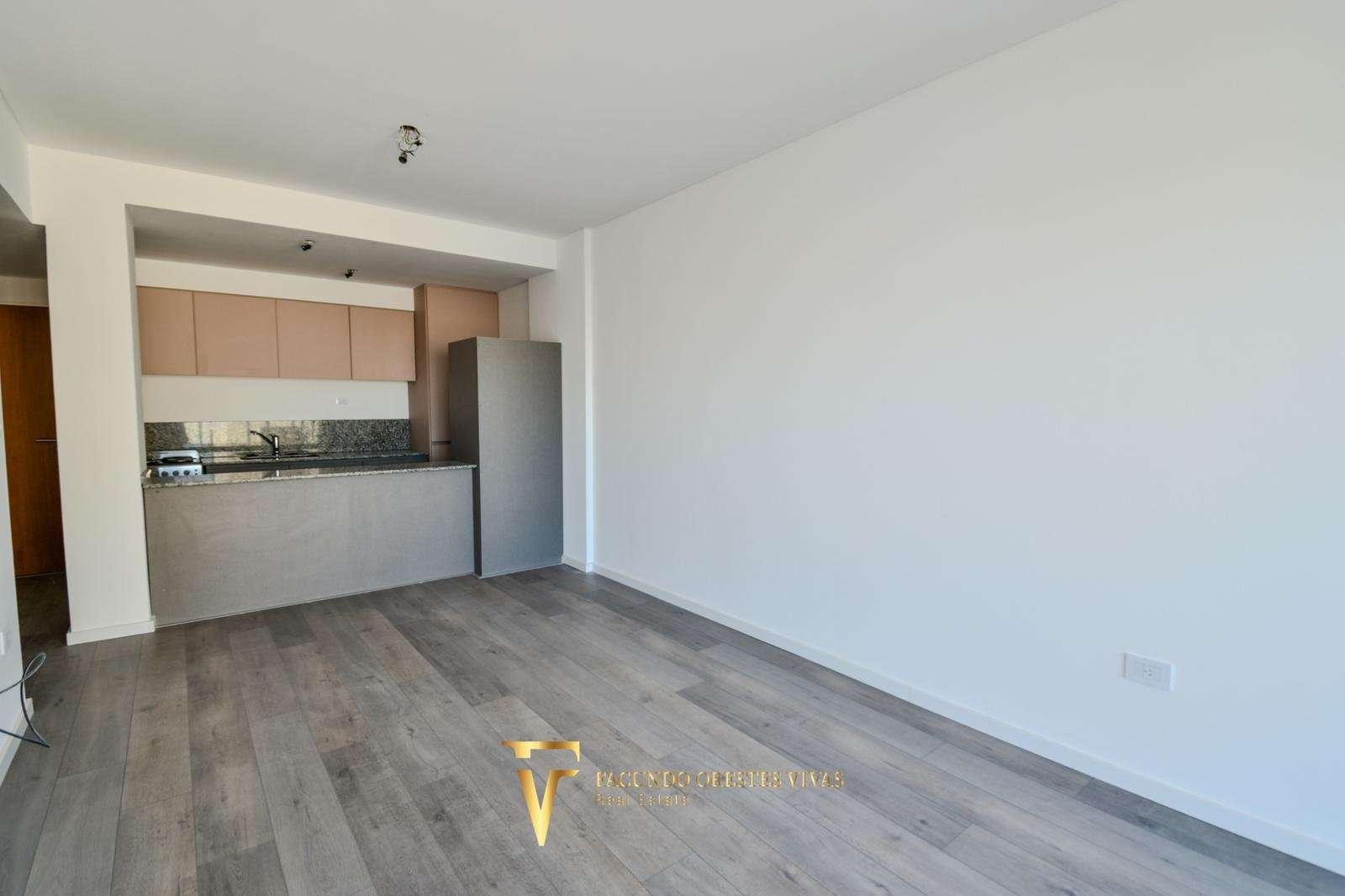 VENTA – DEPARTAMENTO – TRES AMBIENTES – BALCÓN – A ESTRENAR – LINIERS