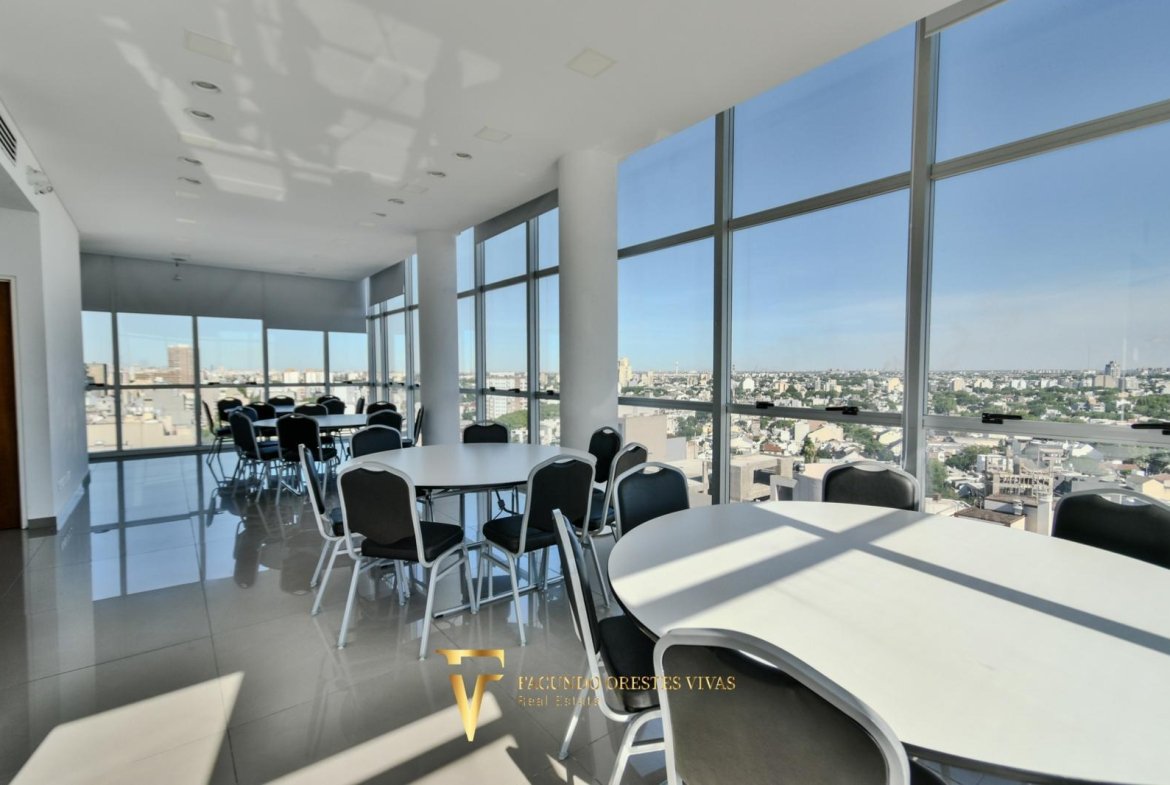 VENTA – DEPARTAMENTO – TRES AMBIENTES – FRENTE – CATEGORÍA – A ESTRENAR – AMENITIES – VILLA LURO