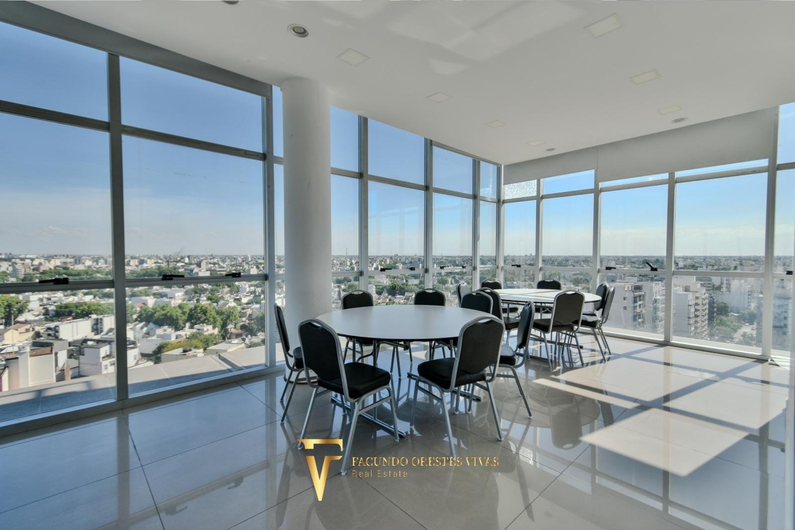 VENTA – DEPARTAMENTO – TRES AMBIENTES – FRENTE – CATEGORÍA – A ESTRENAR – AMENITIES – VILLA LURO