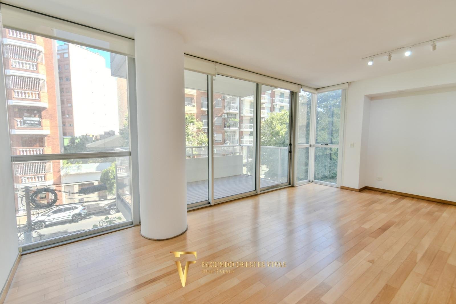 VENTA – DEPARTAMENTO – TRES AMBIENTES – FRENTE – CATEGORÍA – A ESTRENAR – AMENITIES – VILLA LURO