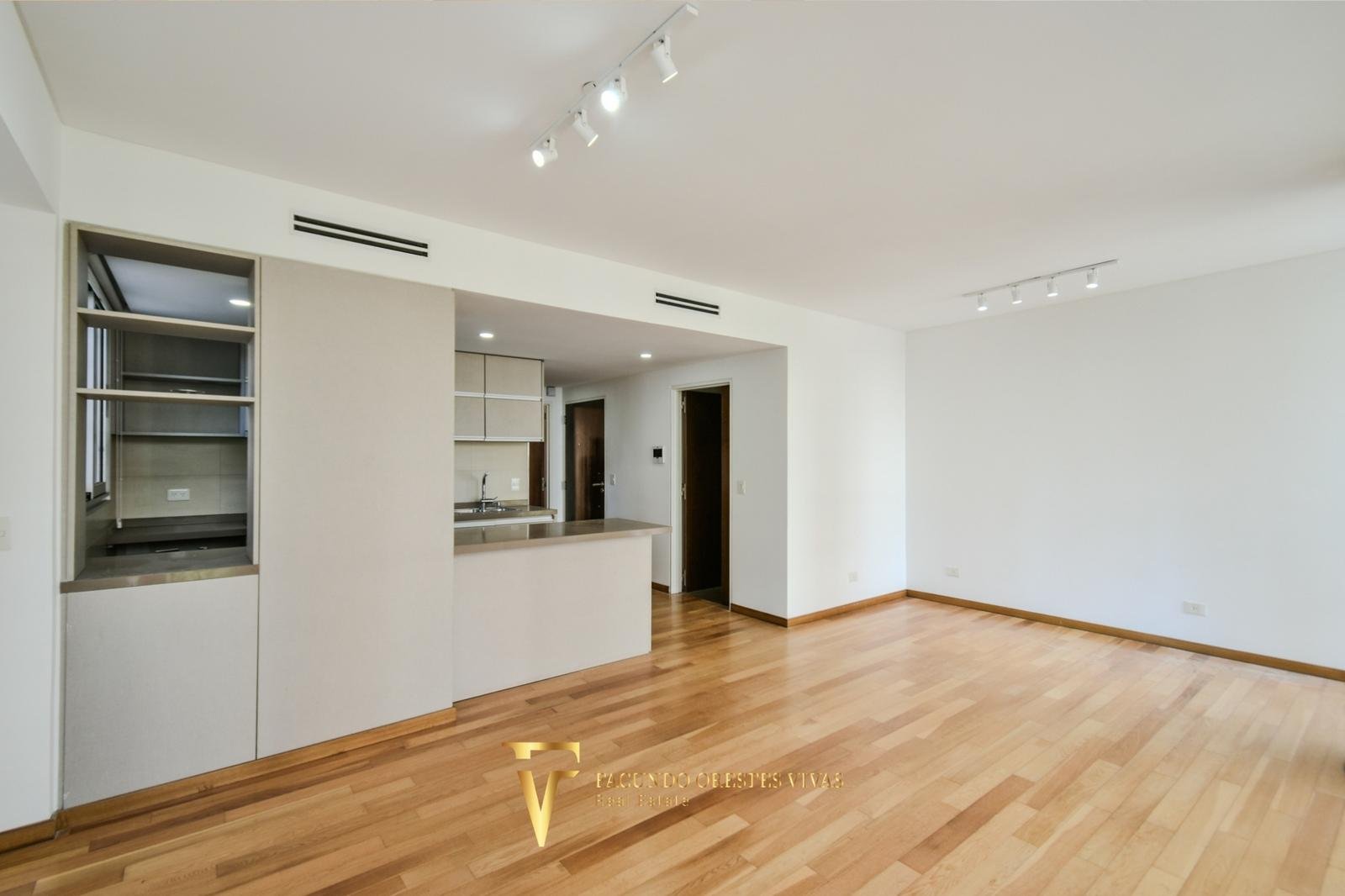 VENTA – DEPARTAMENTO – TRES AMBIENTES – FRENTE – CATEGORÍA – A ESTRENAR – AMENITIES – VILLA LURO
