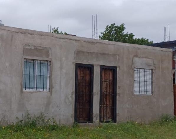 PH – MAR DE AJÓ – DOS MONOAMBIENTE – POSIBILIDAD DE LOCALES – DIVIDIDOS – GAS – BAÑO – DEPÓSITO