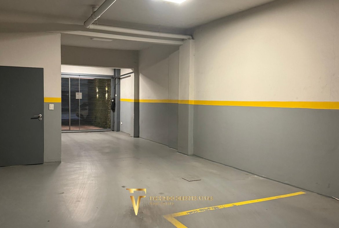 VENTA – COCHERA – ACCESO A PUERTA SALIDA A LA CALLE – PORTÓN ELÉCTRICO – LINIERS