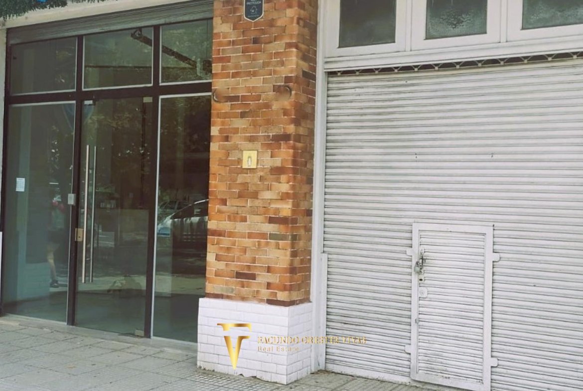 Venta – Local – Liniers – Av. Emilio Castro – Barrio Naon – Mataderos