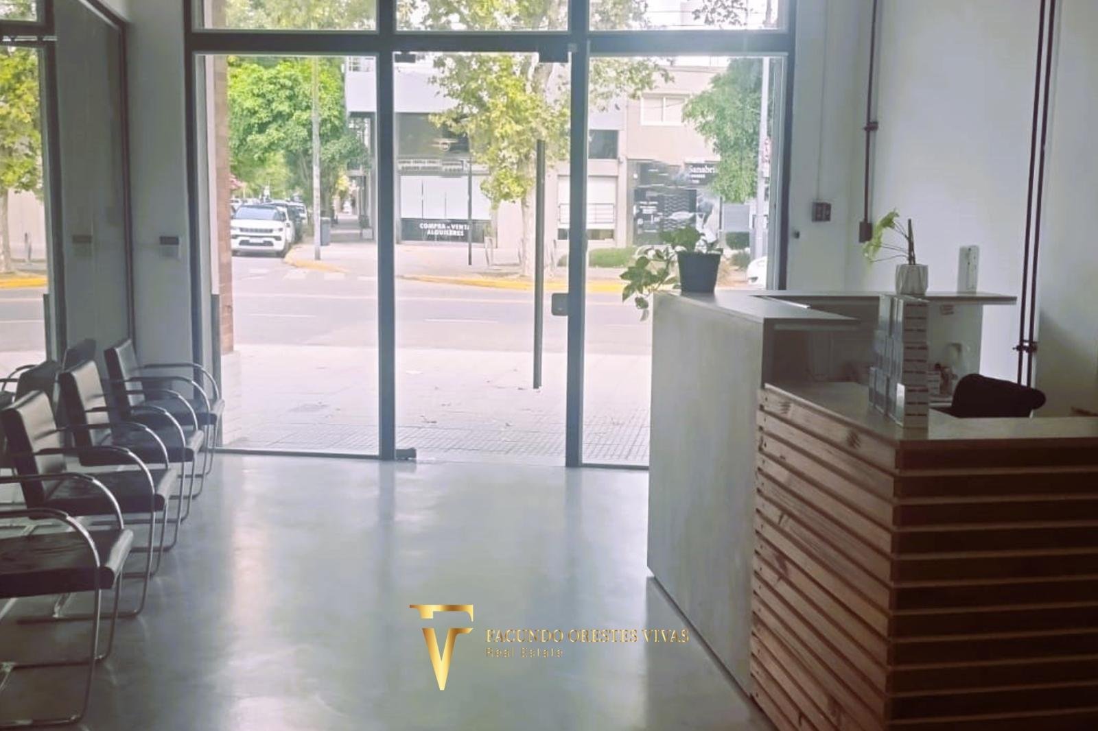 6667483_46804359484395999418474888580845056675123613880510825547580009586167189998578.jpg Venta – Local – Liniers – Av. Emilio Castro – Barrio Naon – Mataderos