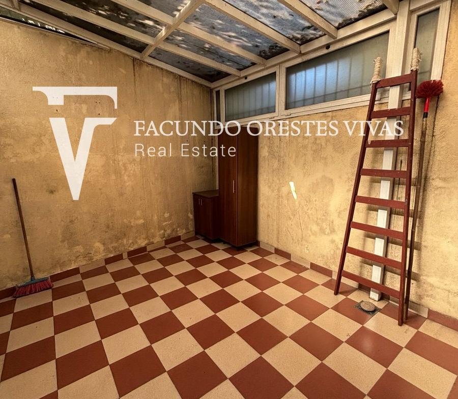 PH EN VENTA – 3 AMBIENTES CON PATIO – CIUDADELA –