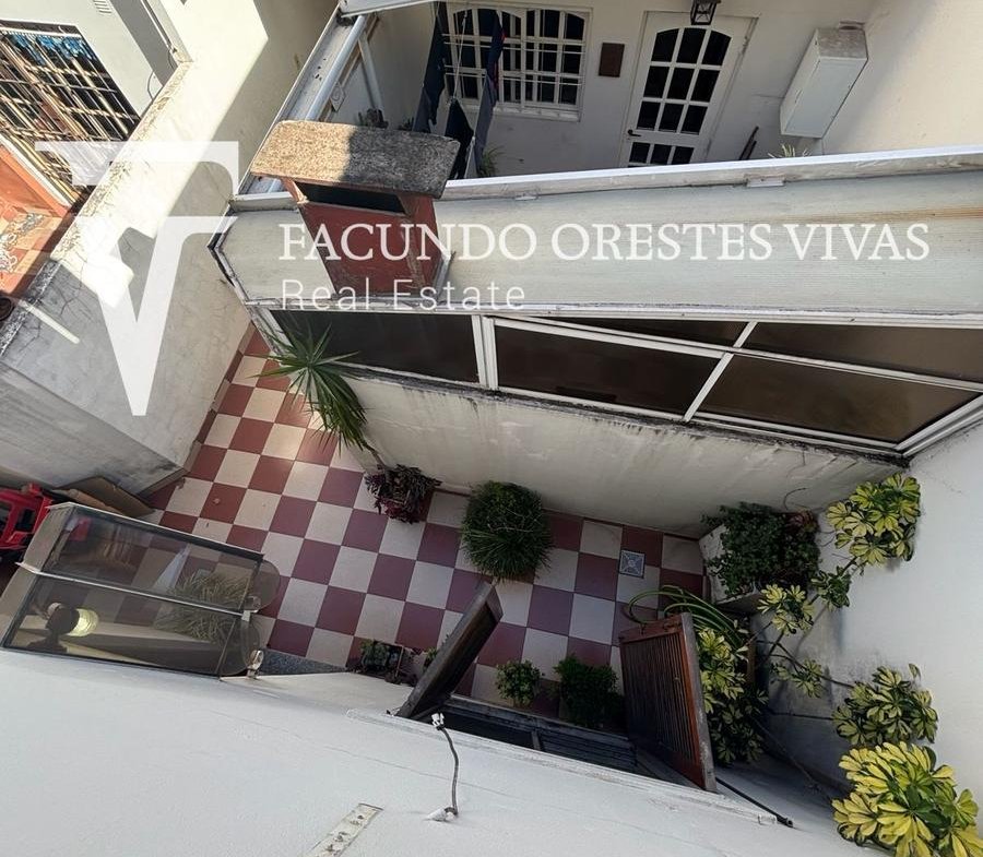 PH EN VENTA – 3 AMBIENTES CON PATIO – CIUDADELA –