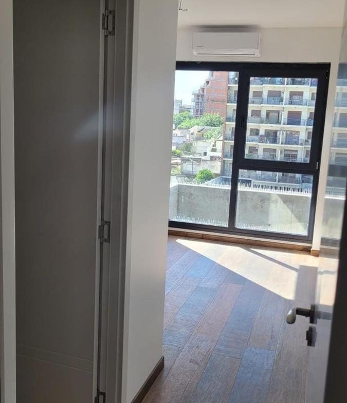 VENTA DEPARTAMENTO 3 AMBIENTES CON COCHERA – BAULERA – LINIERS