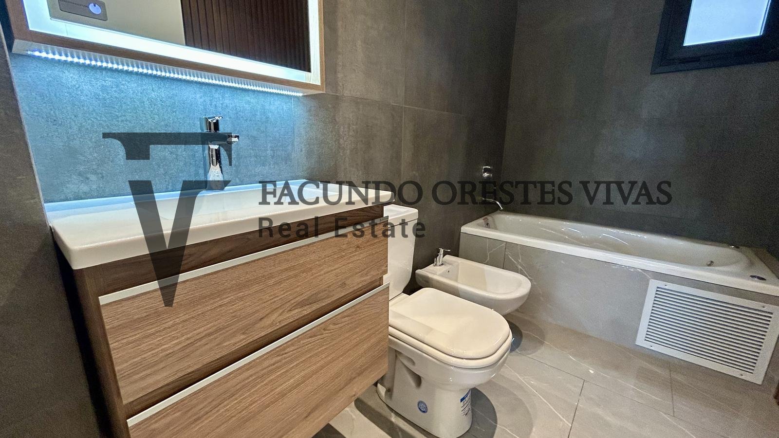 VENTA – DEPARTAMENTO – CUATRO AMBIENTES – BALCÓN – CATEGORÍA – TERRAZA – MATADEROS