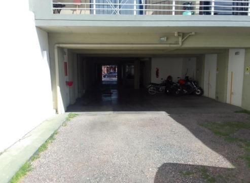 VENTA-COCHERA-PARQUE AVELLANEDA
