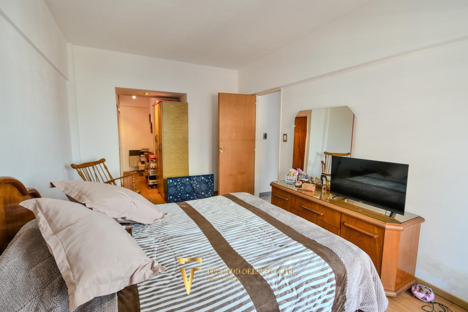 VENTA-DEPARTAMENTO-TRES AMBIENTES-BALCON-PARRILLA-PATIO-VILLA LURO