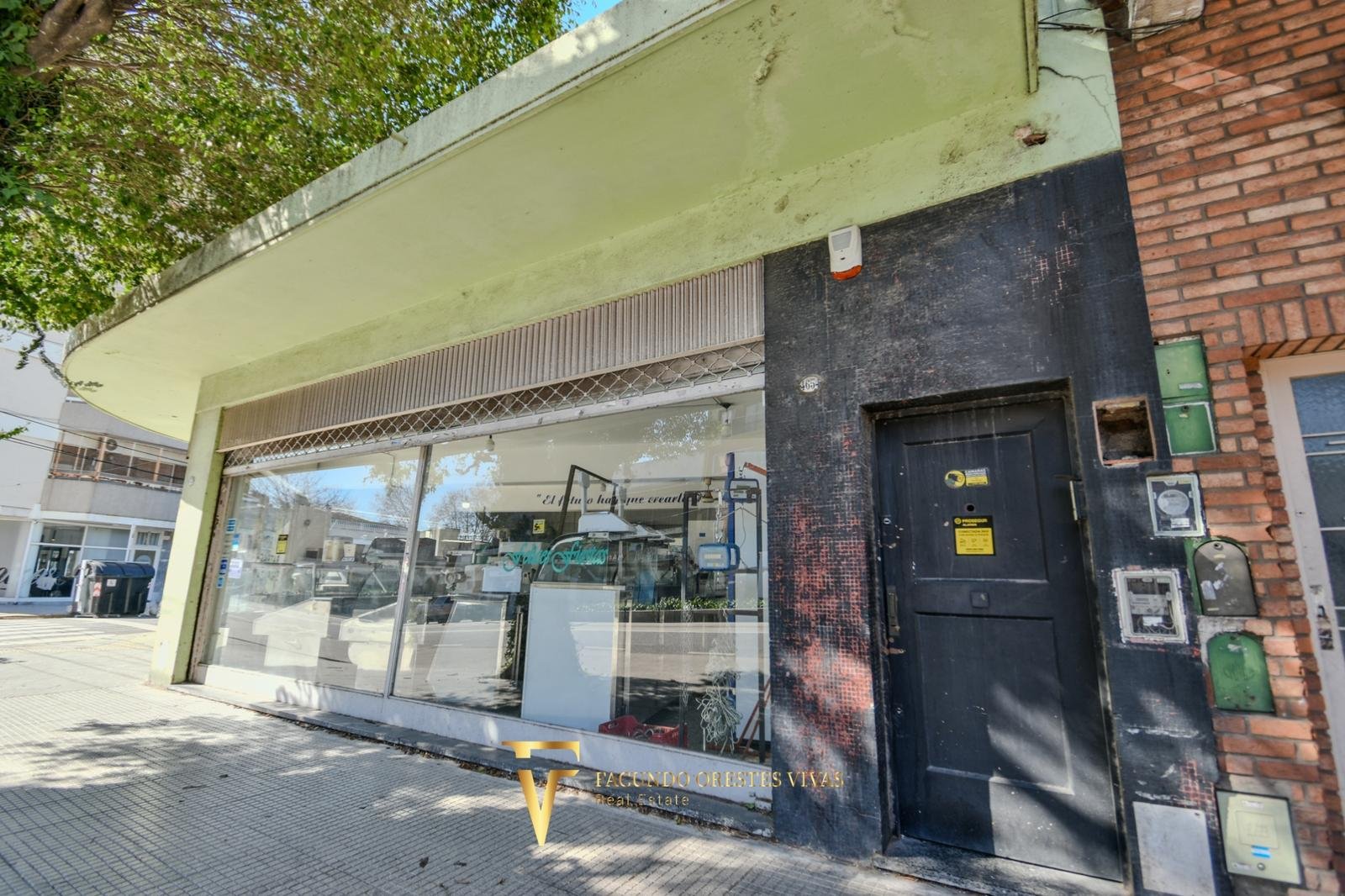VENTA -TERRENO – LOCAL – PARQUE AVELLANEDA – JUAN BAUTISTA ALBERDI
