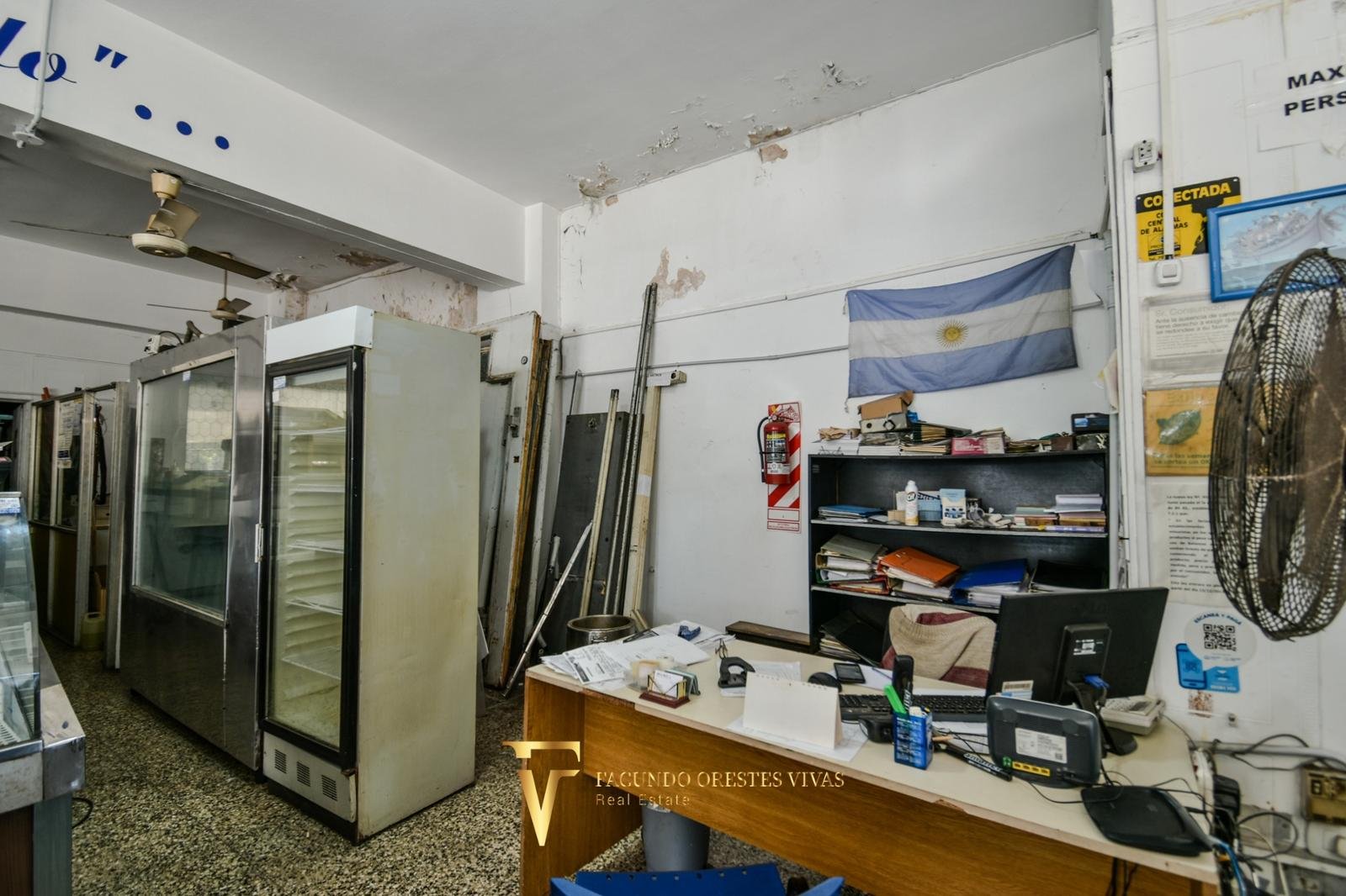 VENTA -TERRENO – LOCAL – PARQUE AVELLANEDA – JUAN BAUTISTA ALBERDI