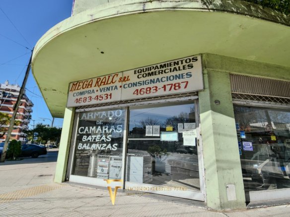 VENTA -TERRENO – LOCAL – PARQUE AVELLANEDA – JUAN BAUTISTA ALBERDI