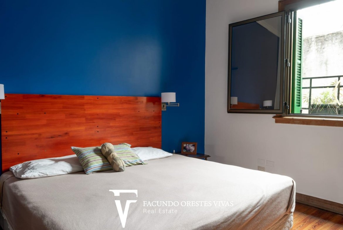 VENTA-CASA-SIETE AMBIENTES-PARRILLA-VESTIDOR-QUINCHO-PARQUE PATRICIOS