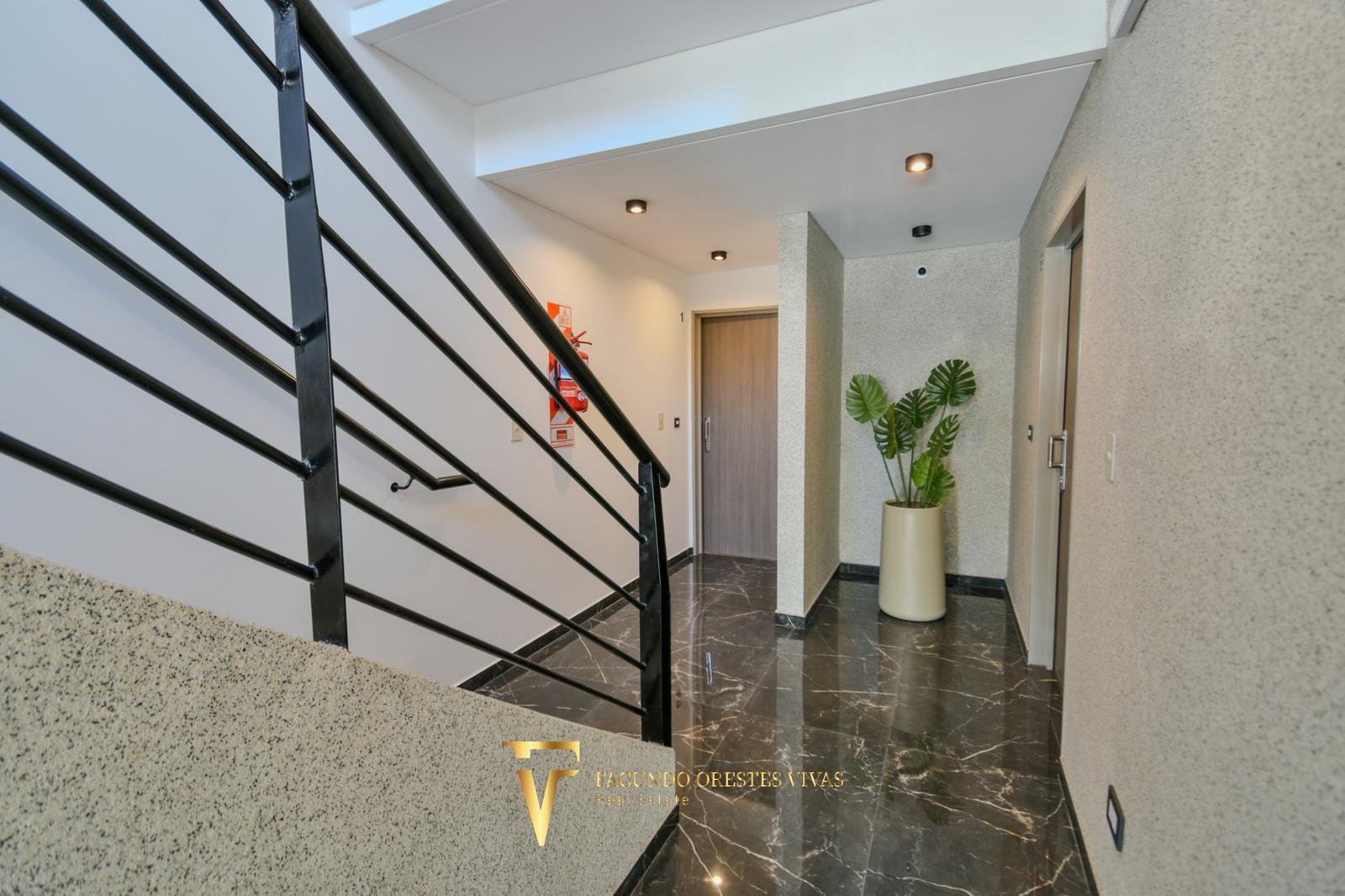 DEPARTAMENTO – VENTA – DOS AMBIENTES – PATIO- A EXTRENAR – DE CATEGORIA – LINIERS