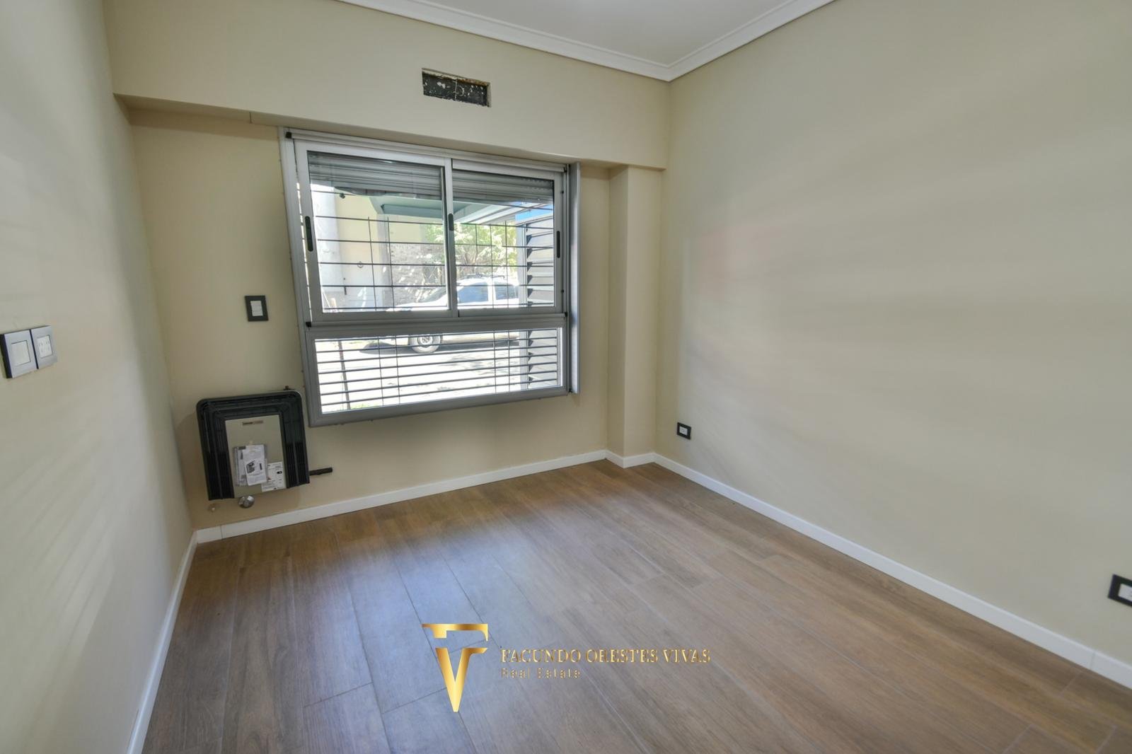 DEPARTAMENTO – VENTA – DOS AMBIENTES – PATIO- A EXTRENAR – DE CATEGORIA – LINIERS