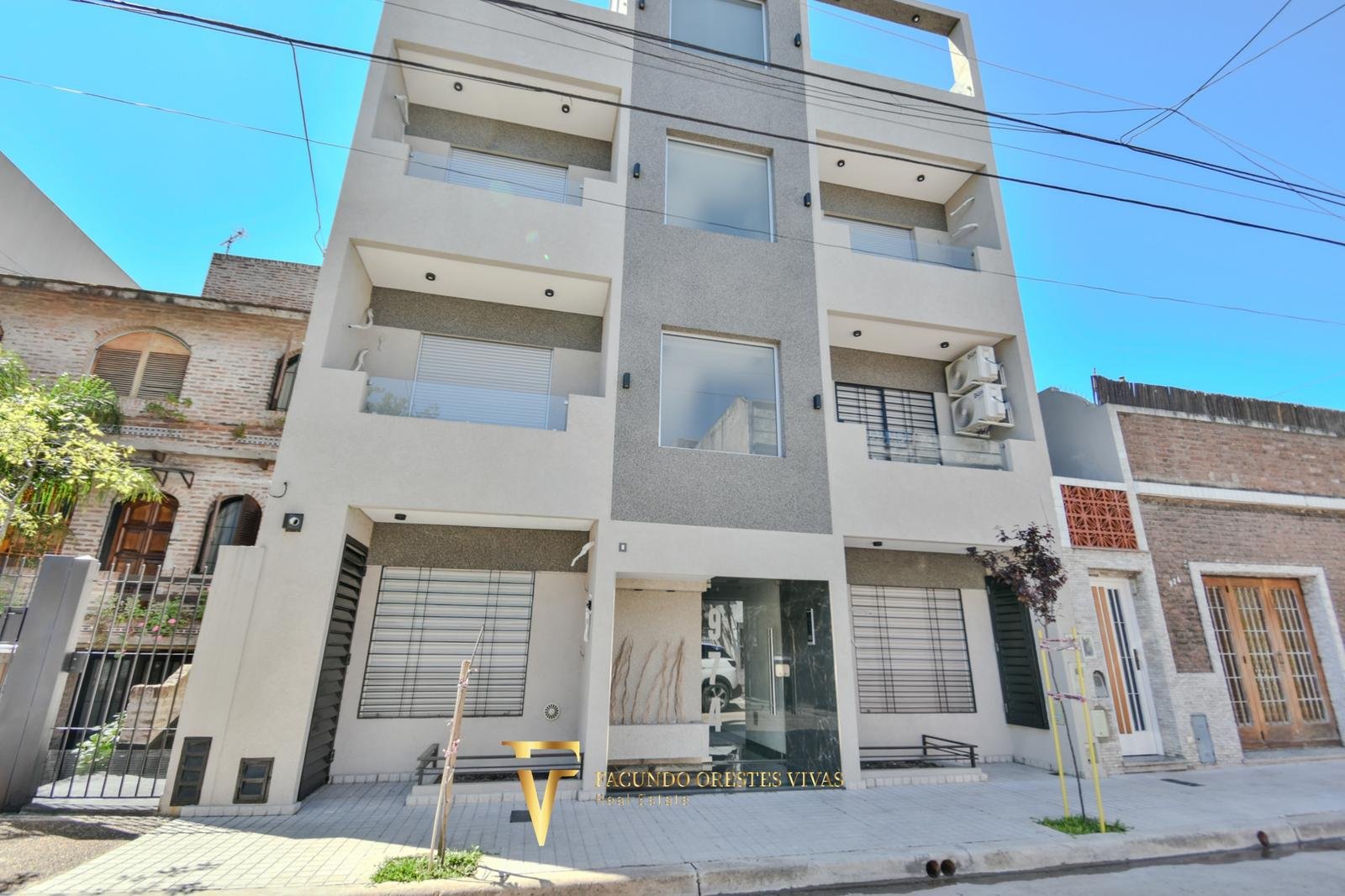DEPARTAMENTO – VENTA – DOS AMBIENTES – PATIO- A EXTRENAR – DE CATEGORIA – LINIERS