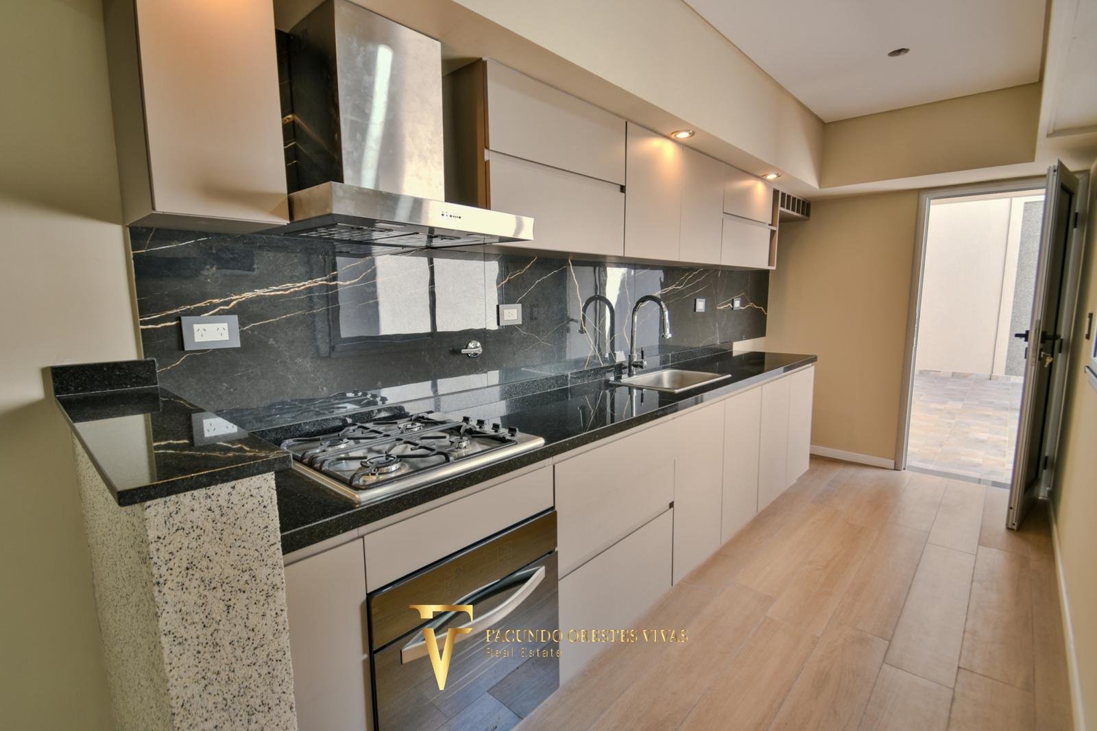 DEPARTAMENTO – VENTA – DOS AMBIENTES – PATIO- A EXTRENAR – DE CATEGORIA – LINIERS