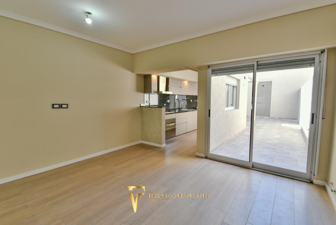 DEPARTAMENTO – VENTA – DOS AMBIENTES – PATIO- A EXTRENAR – DE CATEGORIA – LINIERS
