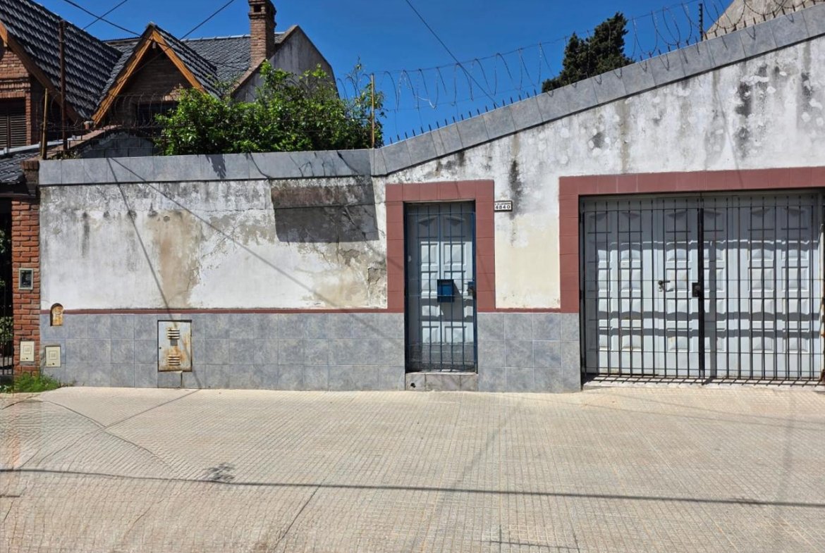 VENTA • TERRENO • PARQUE AVELLANEDA • PARQUE • COCHERA • LOTE
