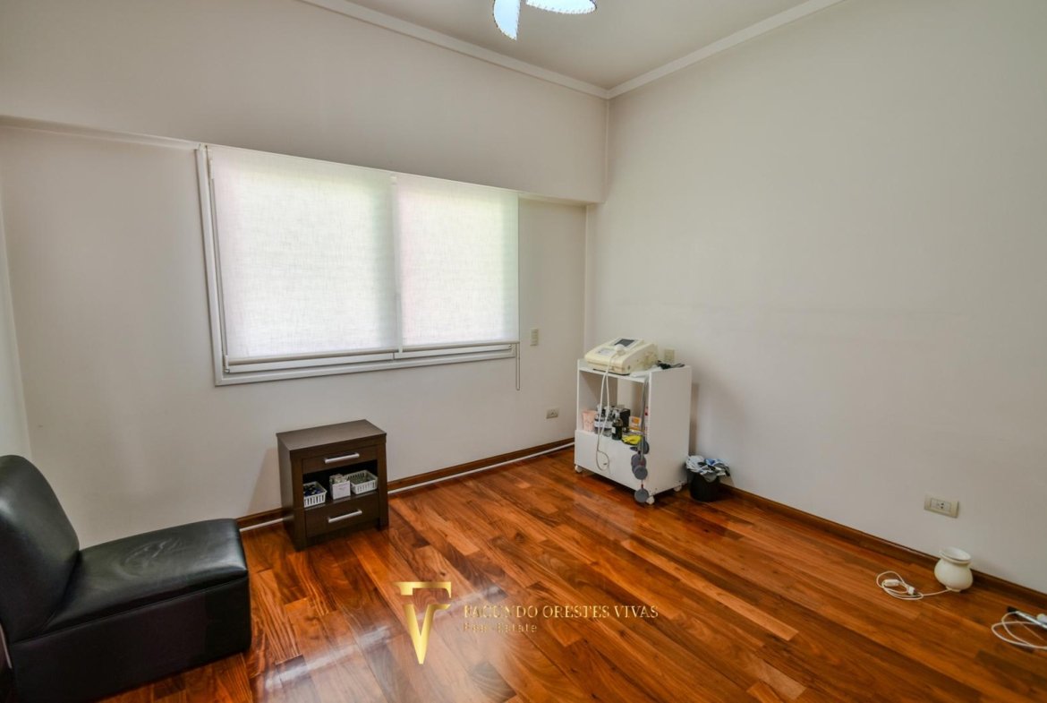 VENTA – CASA- SEISAMBIENTES – PISCINA – JACUZZI – RAMOSMEJIA