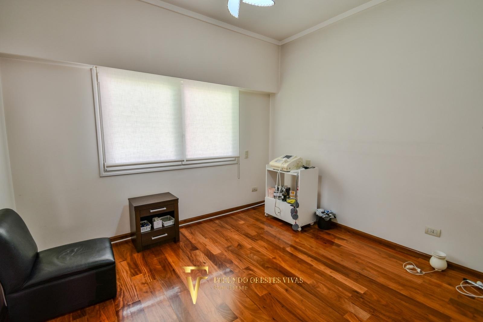 VENTA – CASA- SEISAMBIENTES – PISCINA – JACUZZI – RAMOSMEJIA