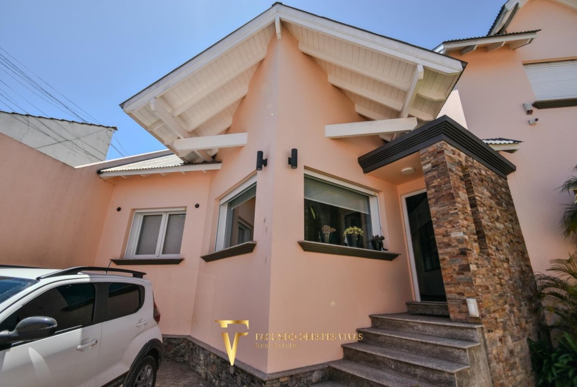 VENTA – CASA- SEISAMBIENTES – PISCINA – JACUZZI – RAMOSMEJIA