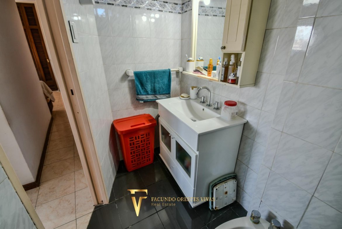 VENTA – DEPARTAMENTO – TRES AMBIENTES -AIRE ACONDICIONADO – APTO CR’EDITO – LINIERS