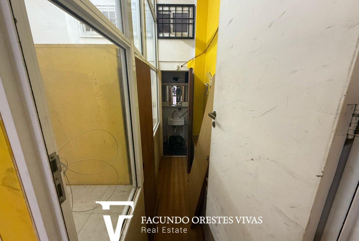 VENTA – LOCAL -REJAS – BALVANERA