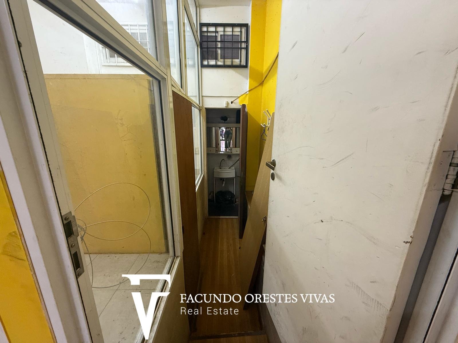 VENTA – LOCAL -REJAS – BALVANERA