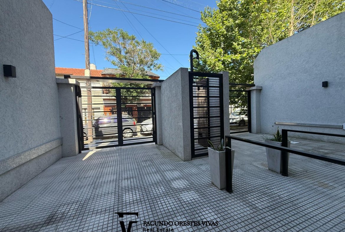 VENTA – DEPARTAMENTO – TOILETTE – TRESAMBIENTES – RAMOSMEJIA