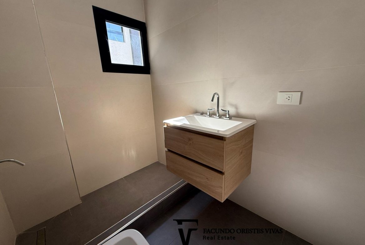 VENTA -DEPARTAMENTO – DOS AMBIENTES – TOILETTE -BALCÓN- A ESTRENAR – RAMOS MEJÍA
