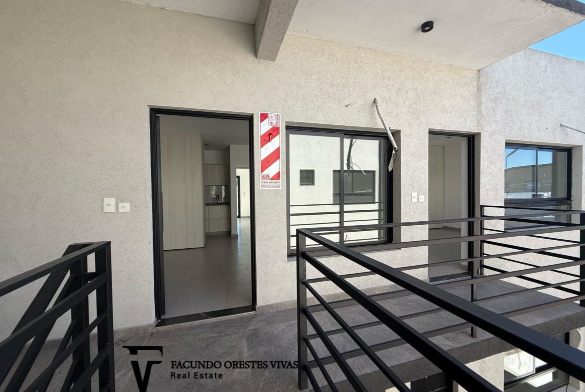 VENTA -DEPARTAMENTO – DOS AMBIENTES – TOILETTE -BALCÓN- A ESTRENAR – RAMOS MEJÍA