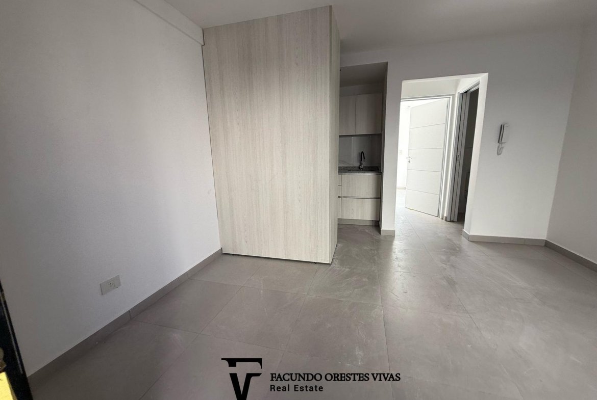 VENTA -DEPARTAMENTO – DOS AMBIENTES – TOILETTE -BALCÓN- A ESTRENAR – RAMOS MEJÍA