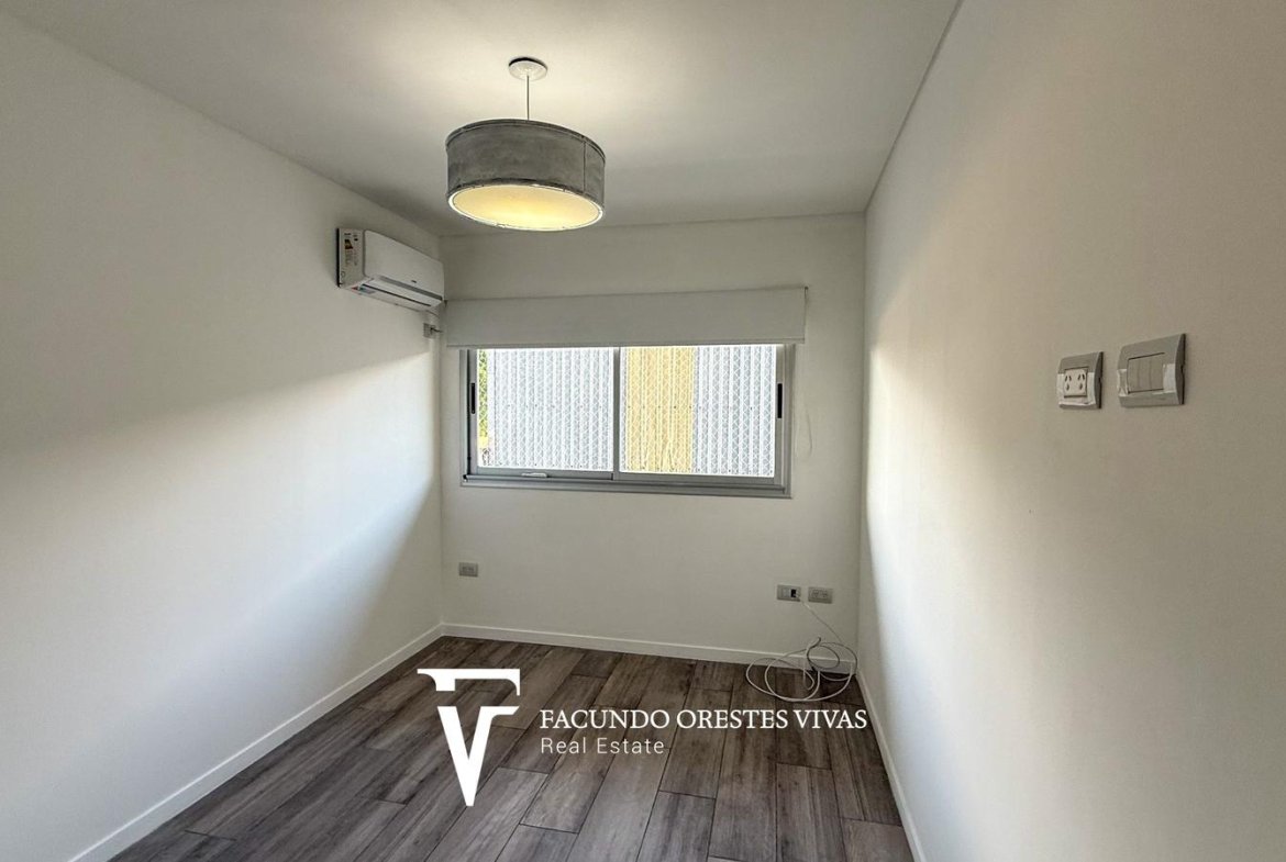 VENTA-DEPARTAMENTO-TRES AMBIENTES-VESTIDOR-BALCON-SUITE-LINIERS