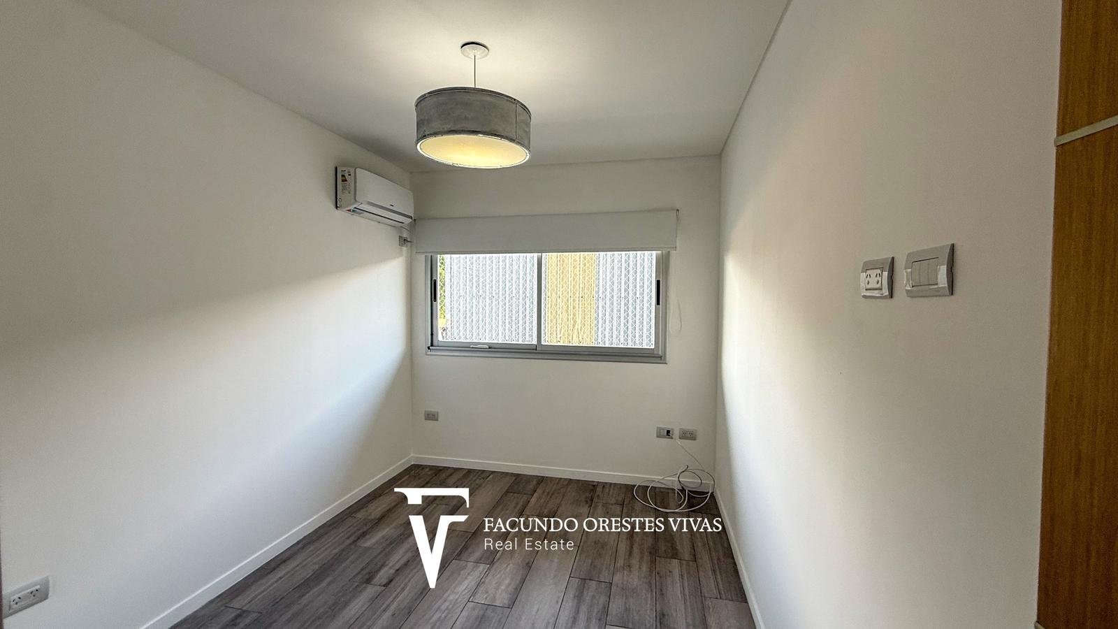 VENTA-DEPARTAMENTO-TRES AMBIENTES-VESTIDOR-BALCON-SUITE-LINIERS