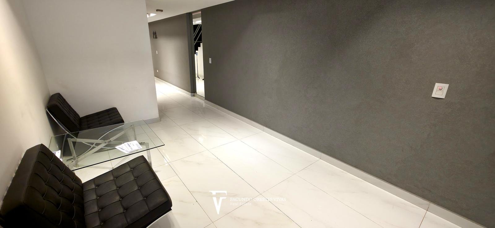 VENTA-DEPARTAMENTO-TRES AMBIENTES-VESTIDOR-BALCON-SUITE-LINIERS