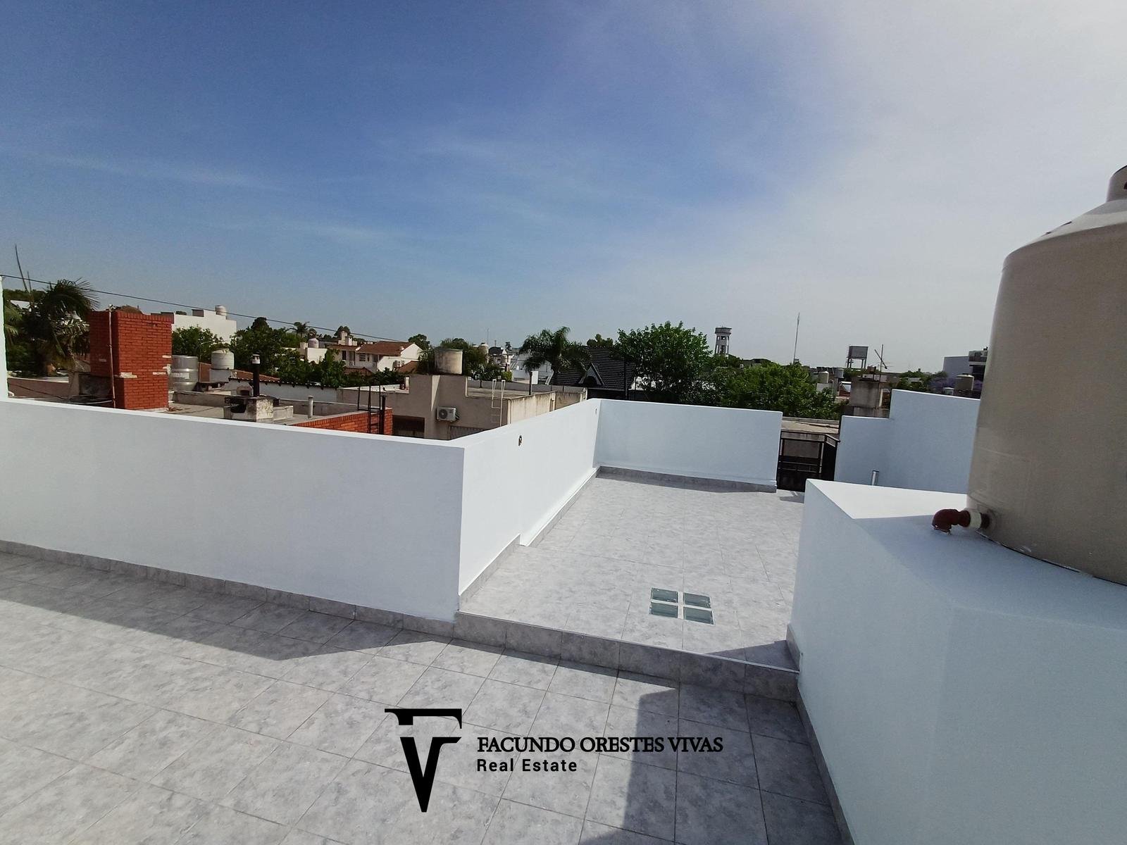 VENTA – DEPARTAMENTO – TRES AMBIENTES – ENTRADA INDEPENDIENTE – TERRAZA – BARRIO NAÓN . MATADEROS