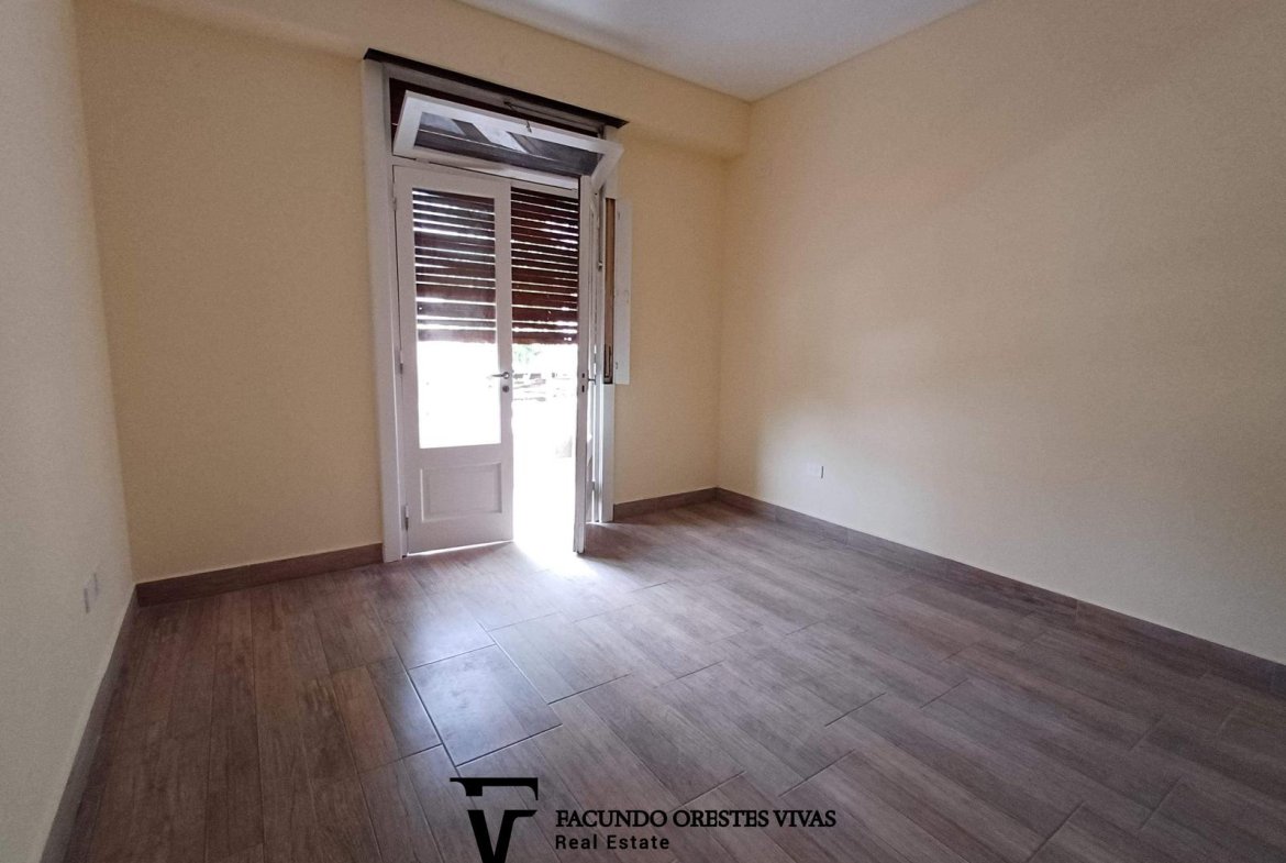 VENTA – DEPARTAMENTO – TRES AMBIENTES – ENTRADA INDEPENDIENTE – TERRAZA – BARRIO NAÓN . MATADEROS