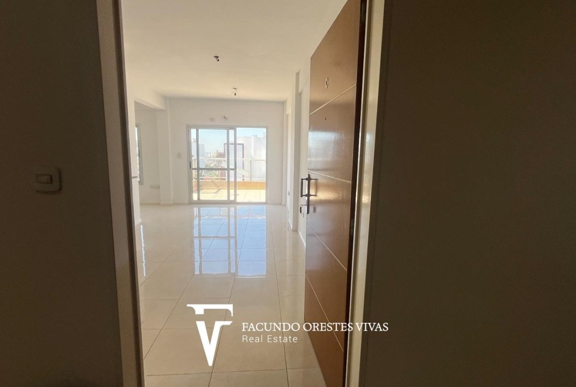 VENTA – MONOAMBIENTE – BALCÓN ATERRAZADO – FRENTE – SUM – VILLA LURO