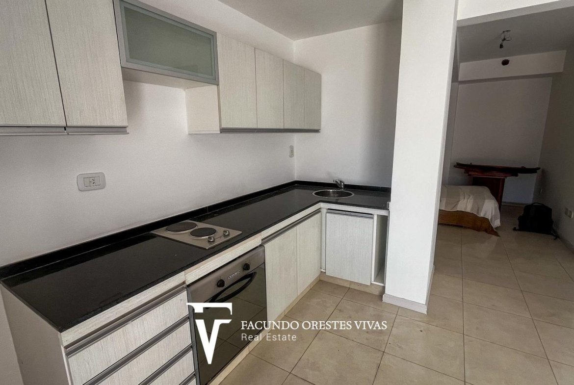 VENTA – MONOAMBIENTE – PATIO – PARILLA – SUM – VILLA LURO